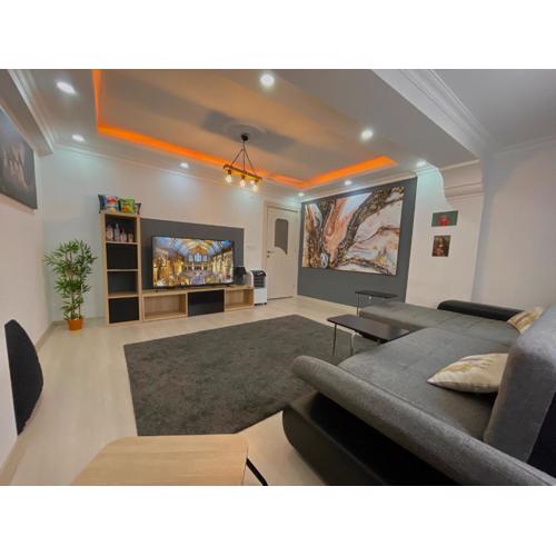 Cozy Big Şişli Apartment , AC, Modern &for Family,Friendly in Center