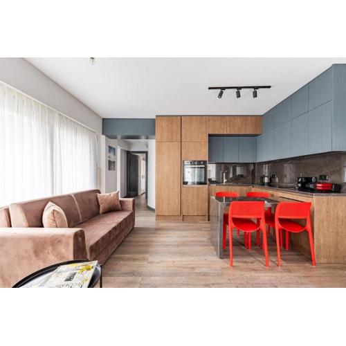 Cozy Bright Wparking 2bd1bath Central Home!#338