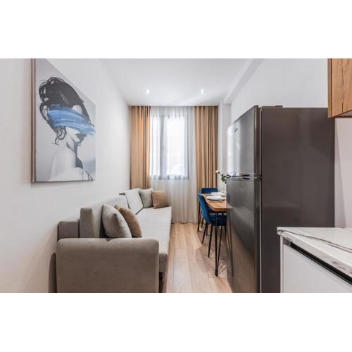 Cozy center Apartment 500mbs