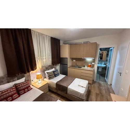 Cozy centrally located room for two 2, 10 min walk from city center