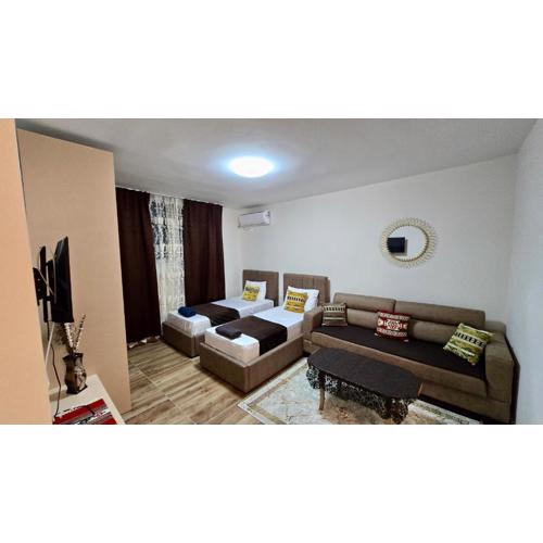 Cozy centrally located room for up to three or four guests family rooms 10 min walk from city center