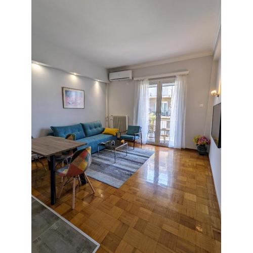 Cozy Corner, One-Bedroom Flat