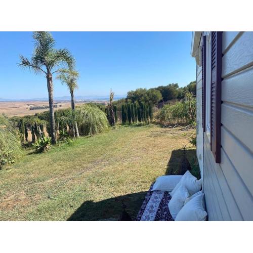 Cozy cottage in nature, with Garden and Sea View & Fast 350mbps Wi-Fi