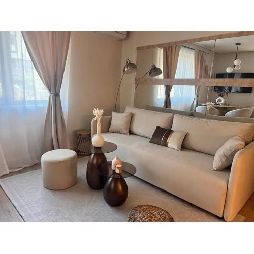 Cozy design 1 bedroom apartment