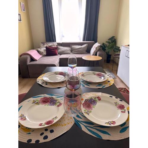 Cozy & Family Apartment for 4 Guests & Free Parking