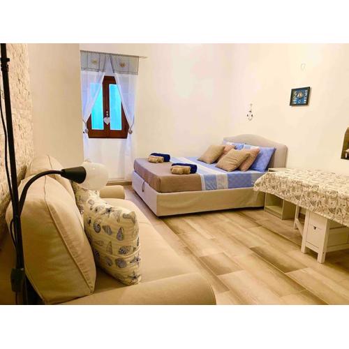 Cozy flat by the sea in the Old Town