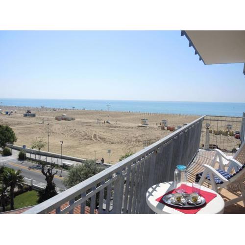 Cozy flat with amazing seaview in Bibione