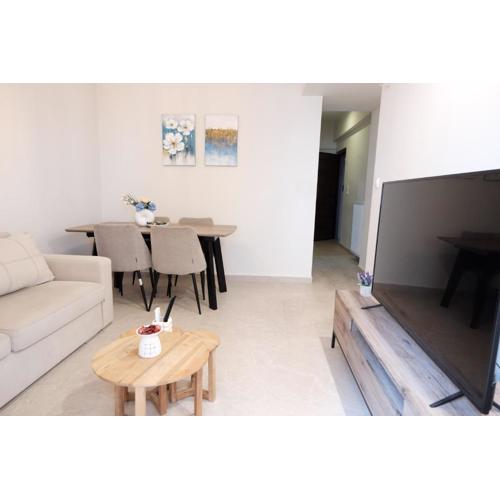 Cozy Hideaway Nearby Acropolis & Metro