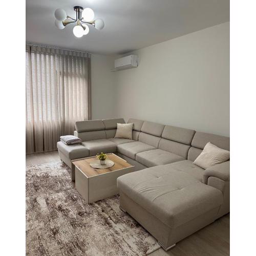 Cozy Home 2 Bedroom apartment