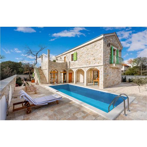 Cozy Home In Biograd Na Moru