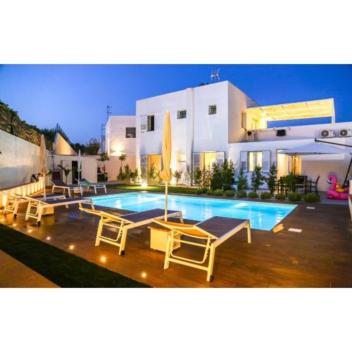 Cozy Home In Marina Di Ragusa With Wifi