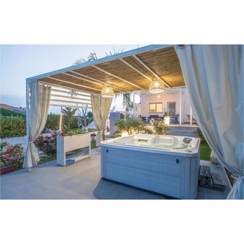Cozy Home In Marina Di Ragusa