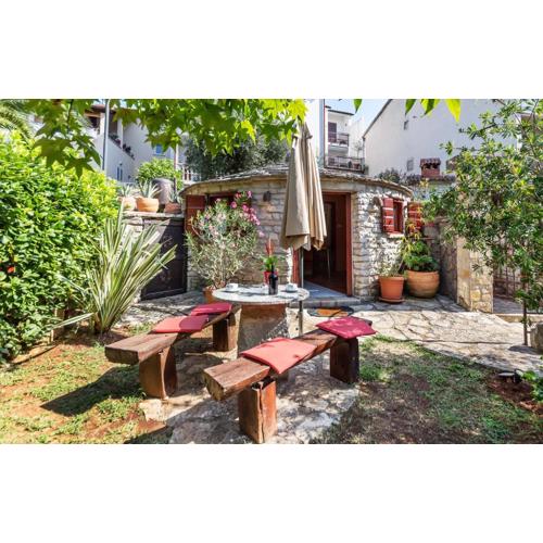 Cozy Home In Pula With Wifi