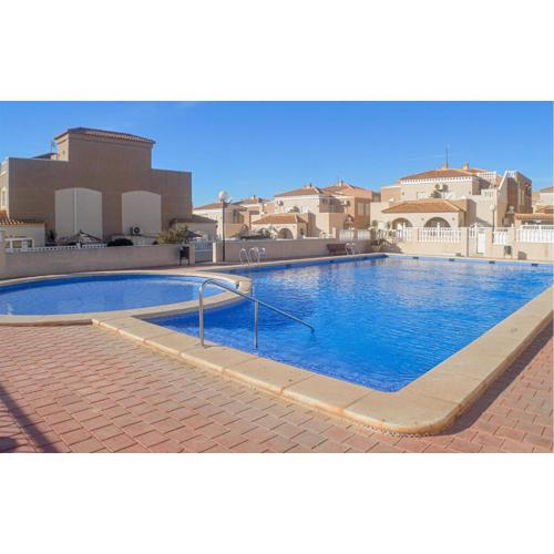 Cozy Home In Torrevieja With Wifi