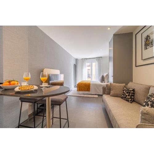 Cozy Loft Near El Rastro with a Touch of Charm - Latina Toledo III