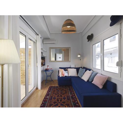 Cozy Loft with private terrace in the heart of Koukaki, Athens