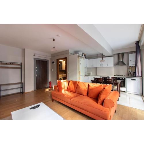 Cozy Modern 1BR w Patio New Building in Maltepe
