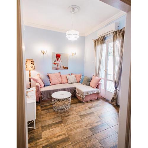 Cozy Place Near Acropolis!