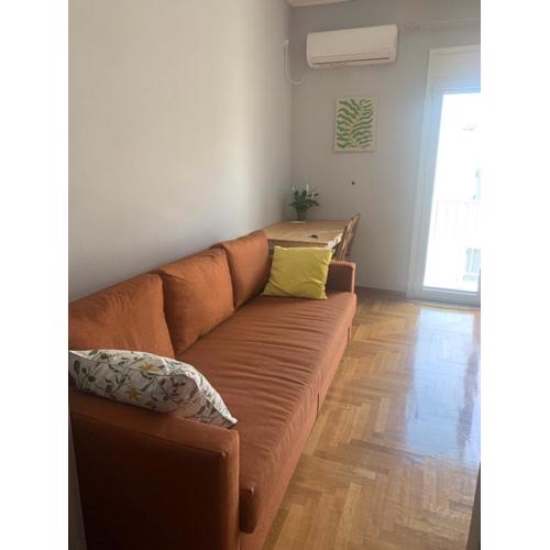Cozy Plaka Retreat with Acropolis view in the heart of Historic Athens city