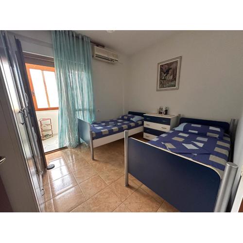 Cozy Room For Rent Near Beach