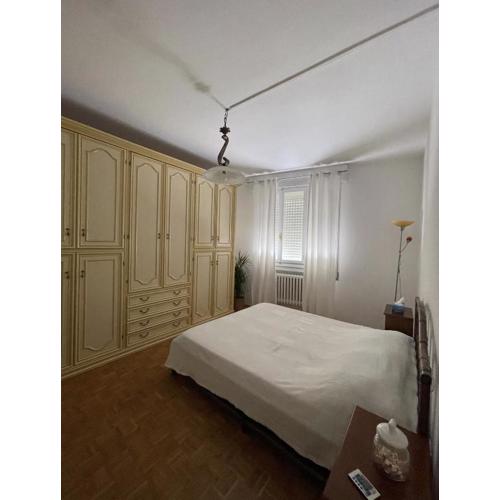 Cozy room near the Carpenedo train station
