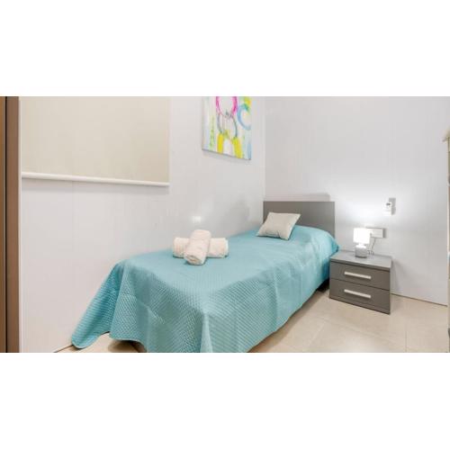 Cozy Room St Julian\