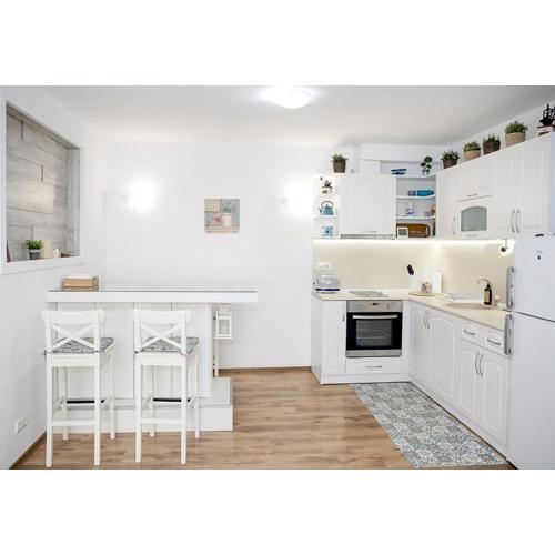 Cozy Seaside Escape - Stylish 1-Bedroom Apartment in Central Balchik by Flat Mаnager