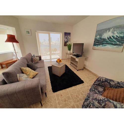 Cozy Seaview Apartment Sliema S6