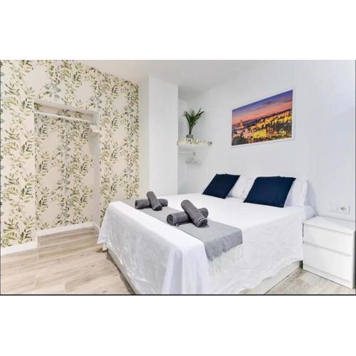 Cozy Studio in Málaga Center- WiFi & AC