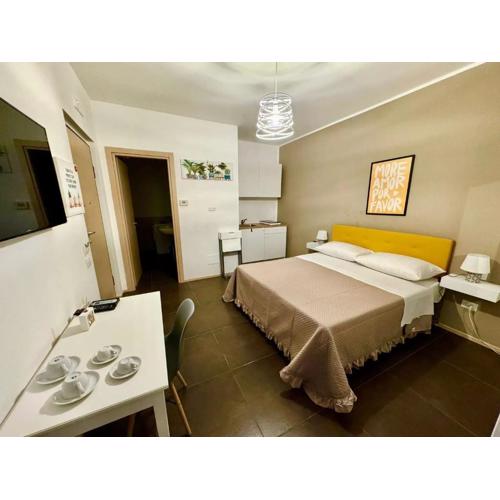 Cozy Studio in Salerno - 20 m² with Terrace