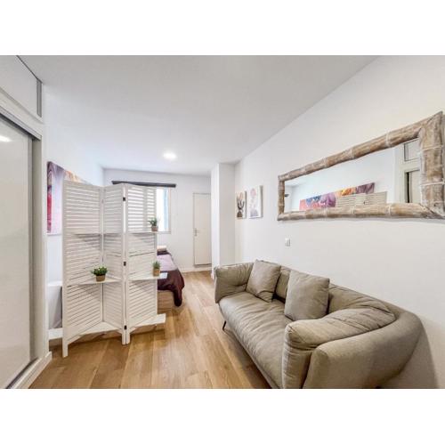 Cozy Studio Las Canteras - 2 min walk to Beach
