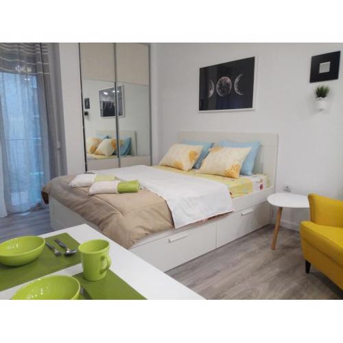 Cozy studio near Victoria metro station