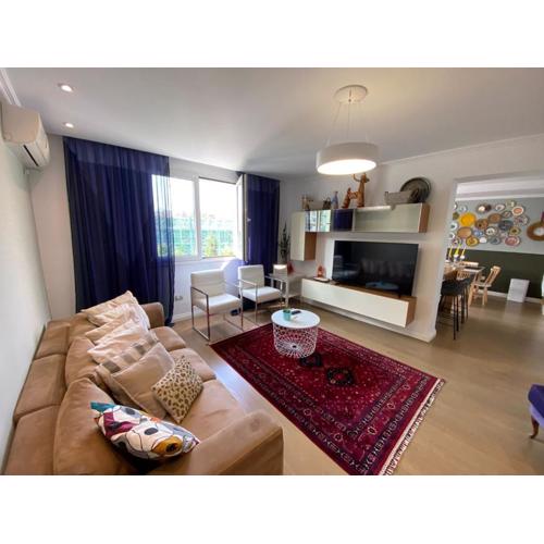 Cozy & Stylish Apartment