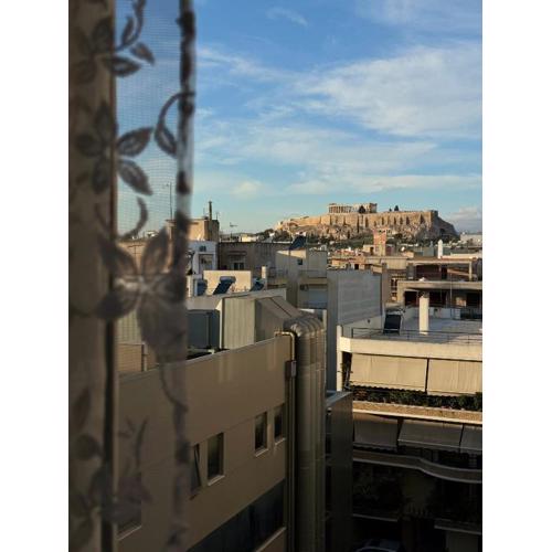 Cozy Suite with Acropolis View