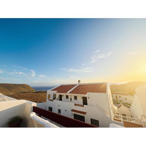 Cozy Sunset view studio at Port Royale with heated pool and free Wi-Fi