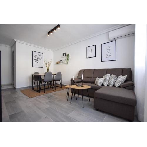 Cozy townhouse with terrace near La Mata beach