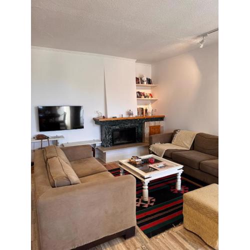 Cozy Vintage Modern Gem Tirana