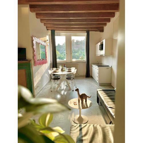 CR - Casa sulle mura Romane - Old town