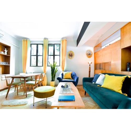 Creative 70s-inspired Stay Center Parking