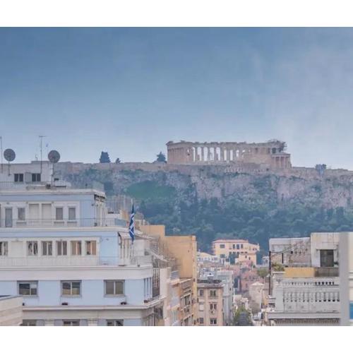 Αcropolis View Family Veranda Aiolou 97 by Zeussuites