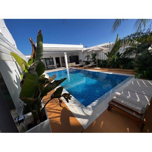 Crystal-Blue-Villa Protaras
