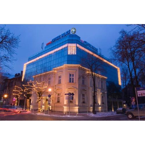 Crystal Palace Boutique Hotel
