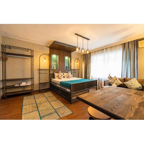 Cube Suites