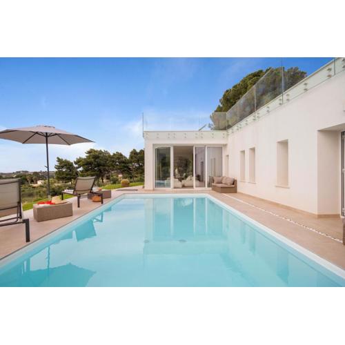 Curina Luxury Villa