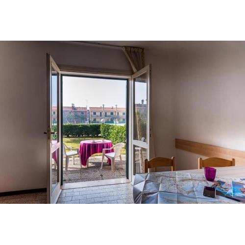 Cute little house with exclusive garden and pools