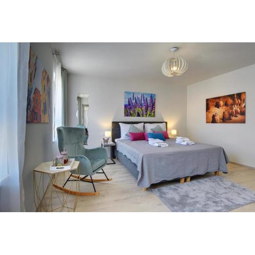 D&A Amphitheatre Apartments with free parking