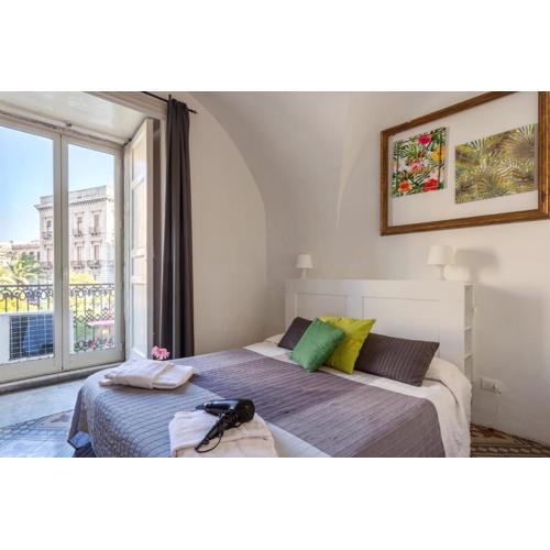 Da Gianni e Lucia Rooms with bathroom in the city center
