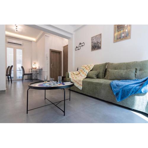 Daedalus Minimal 1bedroom Bliss