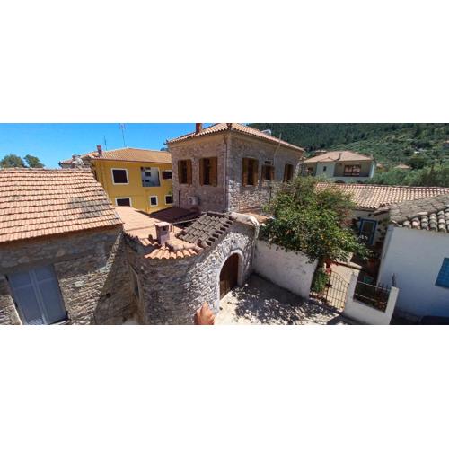 Dafnon Stone House