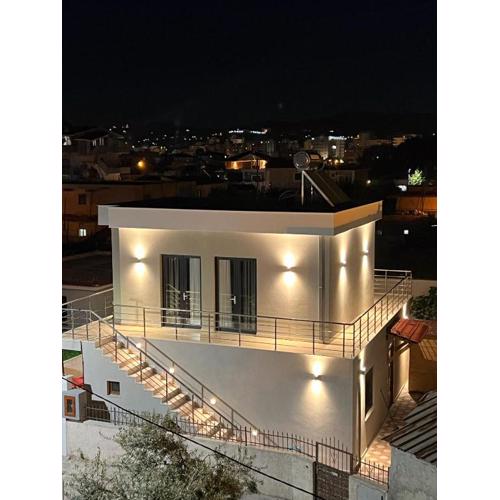 Dangolli House
